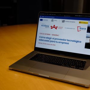 Imagen de la noticia Más de un centenar de profesionales participan en el ciclo ATANA sobre contratación tecnológica