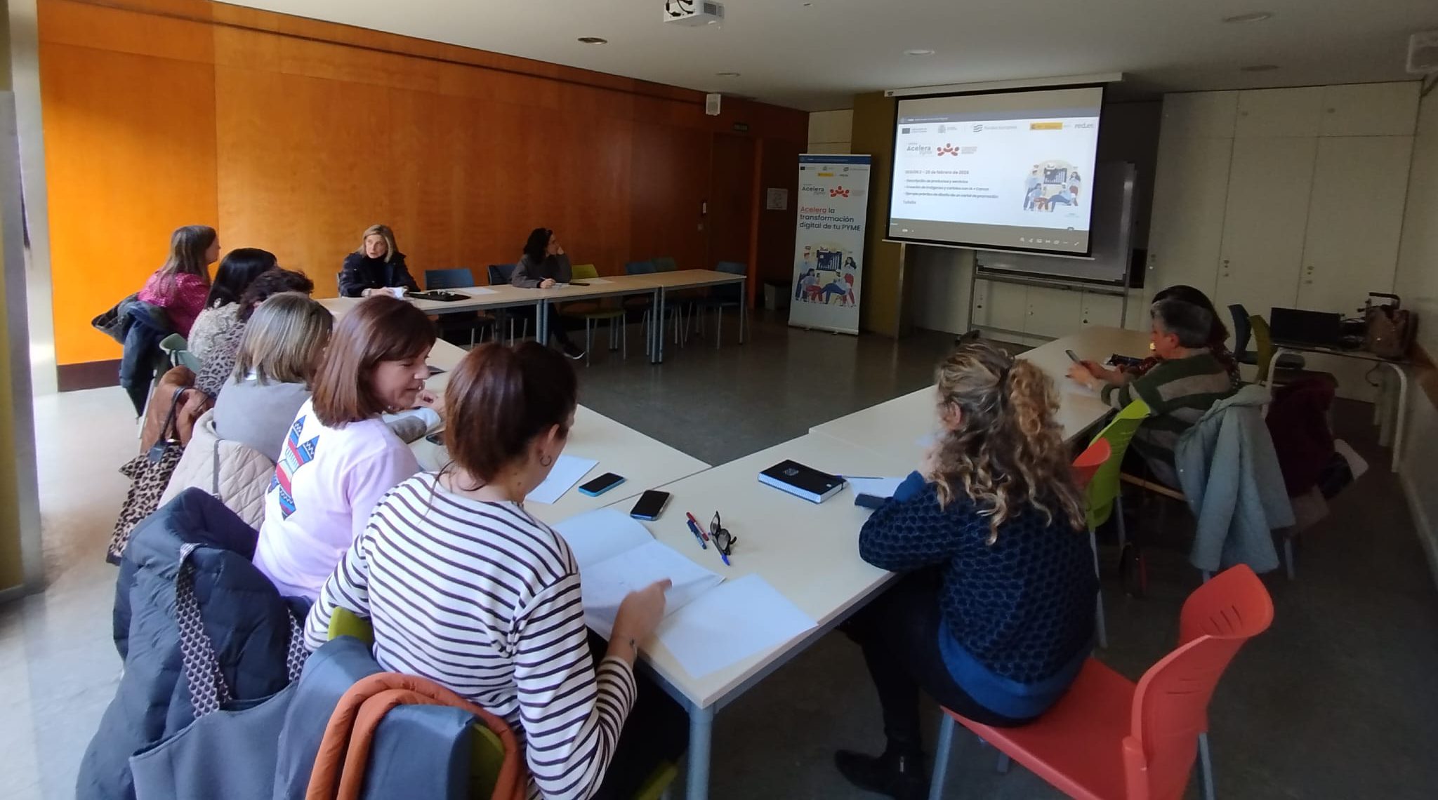 Imagen de la noticia La Oficina Acelera Pyme de Navarra acerca la inteligencia artificial a los negocios de tafalla