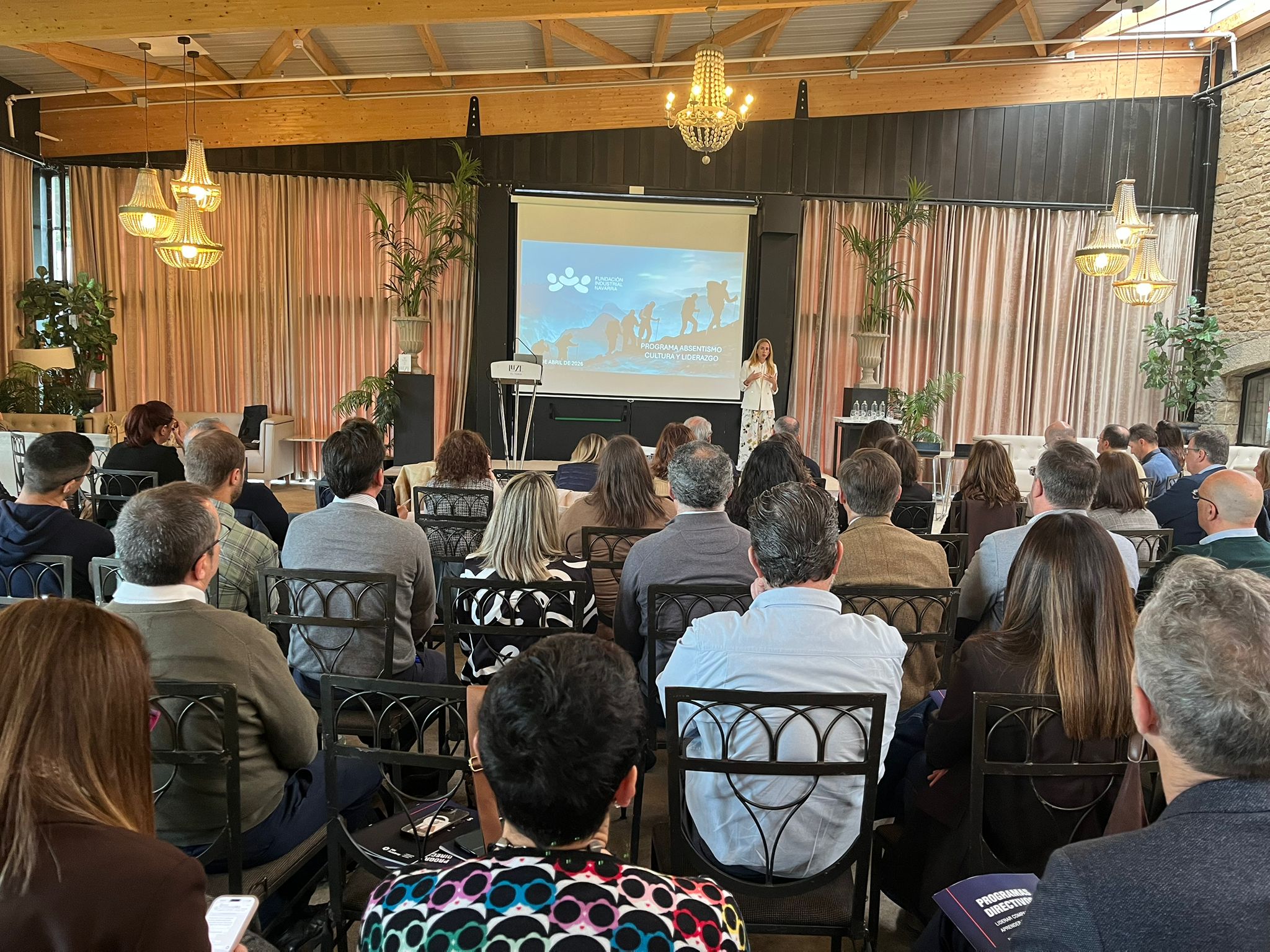 Imagen de la noticia La Fundación Industrial Navarra impulsa un cambio de paradigma en la gestión del absentismo centrado en la cultura y el liderazgo