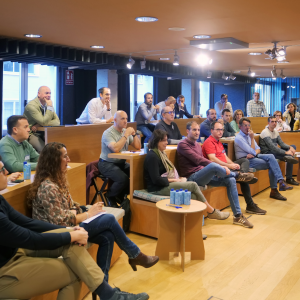 Imagen de la noticia La Mesa de Gestión de TICs analiza cómo gobernar la inteligencia artificial para avanzar con control
